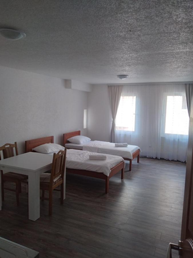 Guest House Erdan Plav Exterior foto